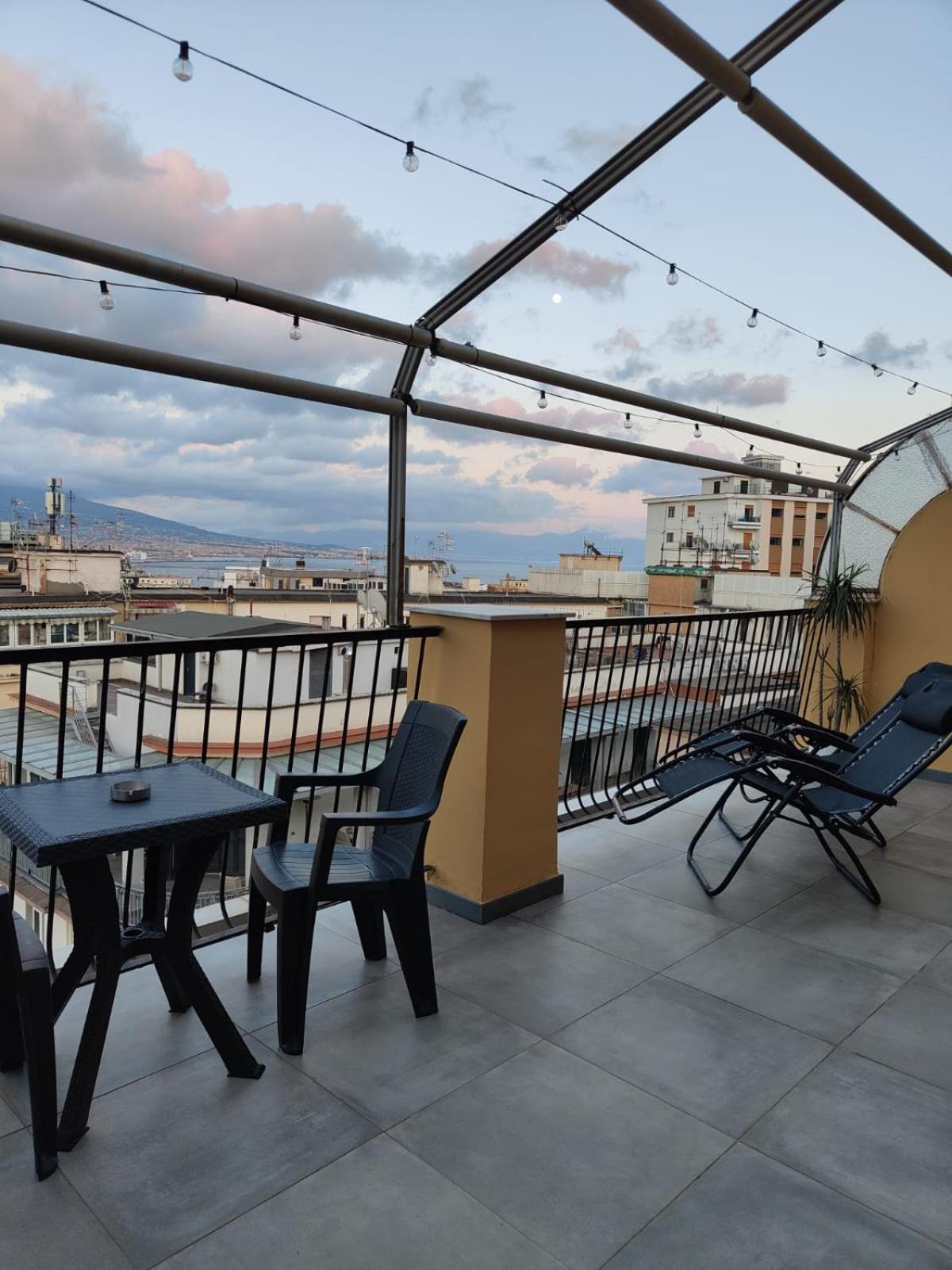 Cuore Napoli Centro Exterior foto